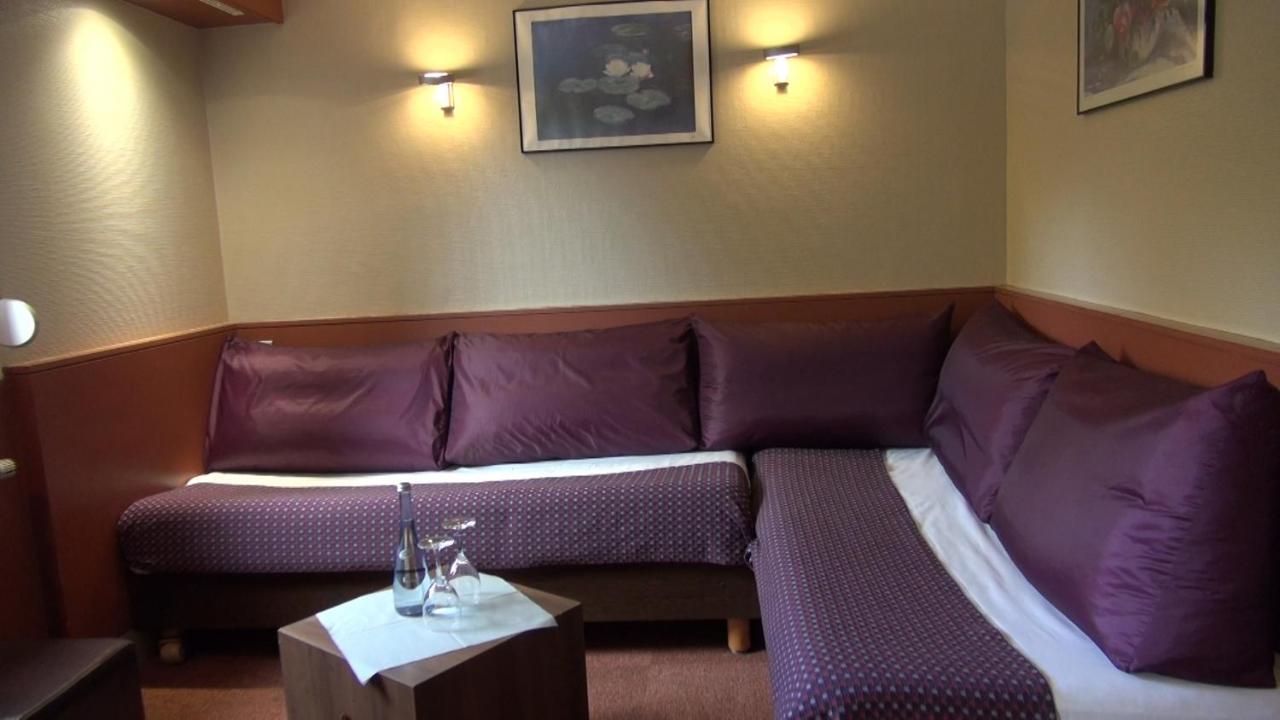 The Originals City, Hotel Ascotel, Lille Est Grand Stade Villeneuve-d'Ascq Exterior foto